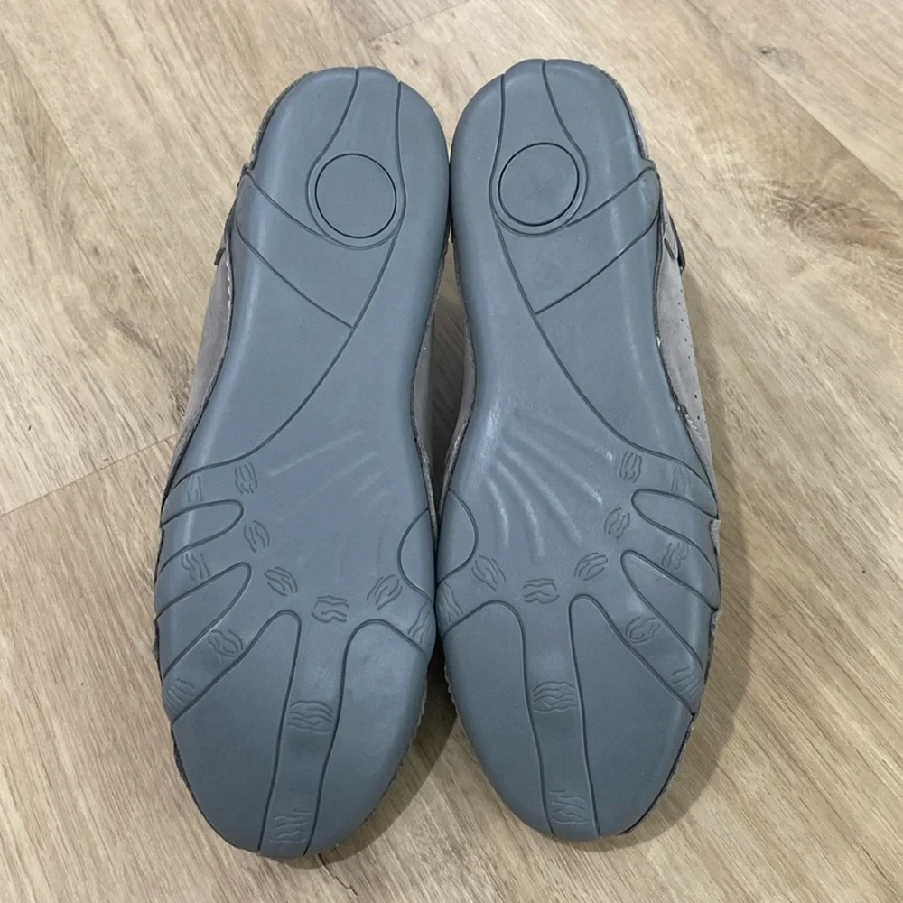 NEW Men’s Lansgeling Suede Chukka Sneakers